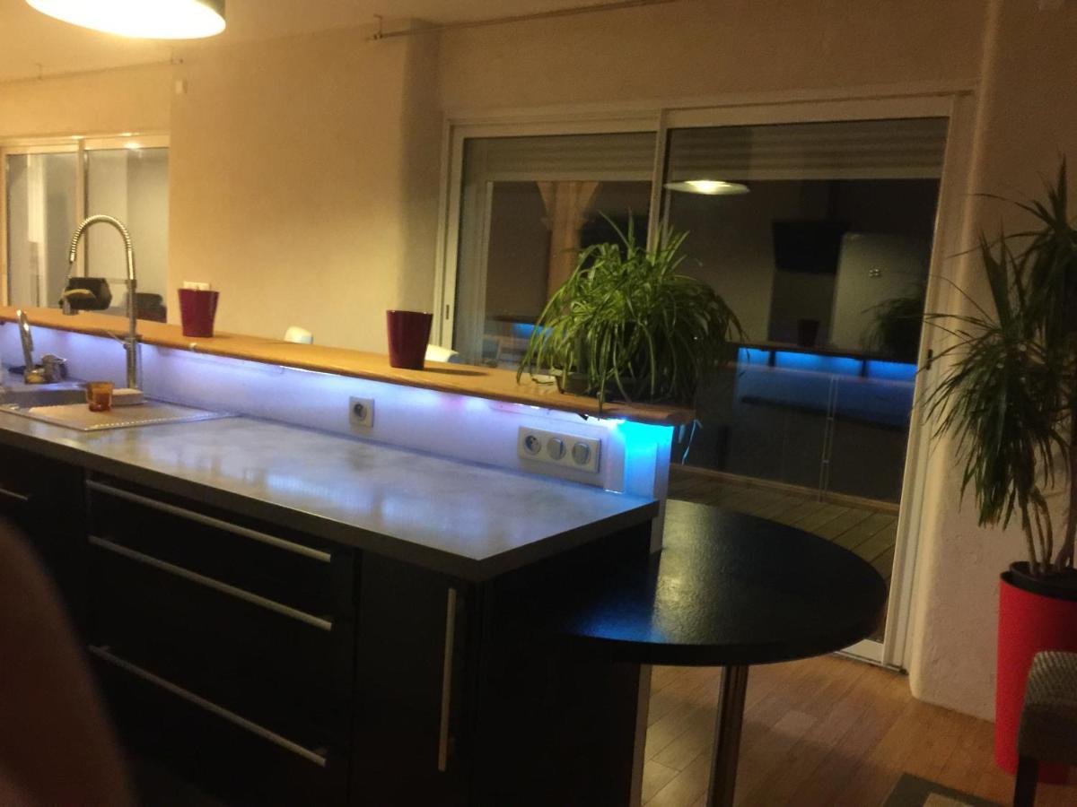 La Découverte, Jacuzzi, Sauna, et Terrasse avec vue sur lac à la campagne entre Toulouse et Auch Catonvielle Exterior foto
